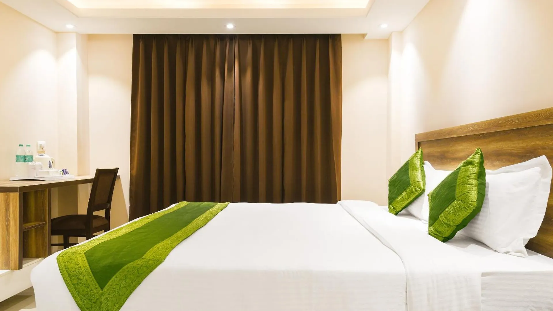 Hotel Treebo Iffco Chowk Gurgaon