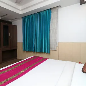 Oyo Just Near Leisure Valley Park Hotel